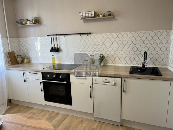 3-к. квартира, 74 м², 6/10 эт.