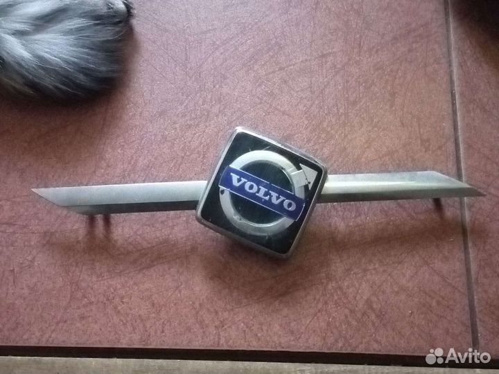 Вольво с40 эмблема