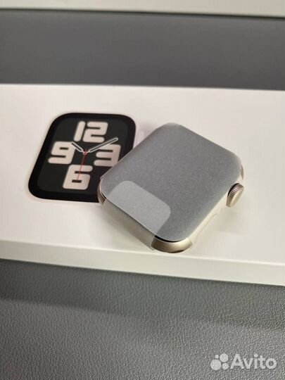 Смарт-часы Apple Watch SE 2022 40mm Starlight