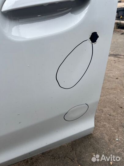 Дверь боковая передняя левая Renault Logan L4SR