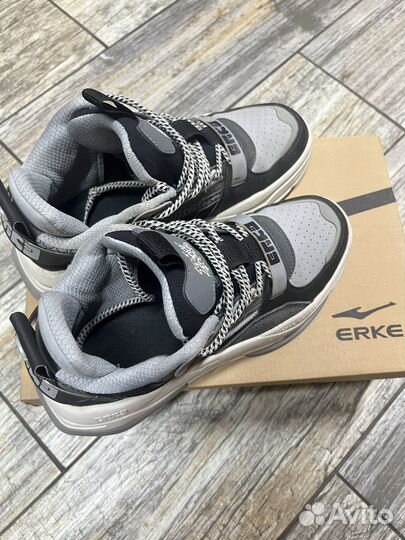 Кроссовки Erke 38 размер