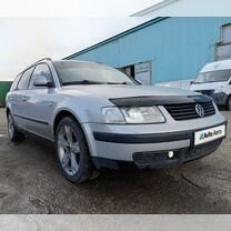 Volkswagen Passat 1.8 MT, 2000, 310 000 км, с пробегом, цена 600 000 руб.