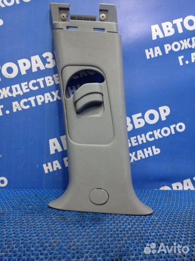 Обшивка средней стойки Hyundai Solaris 1 хэтчбек