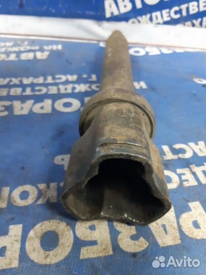 Правый привод Ford Focus 3 седан iqdb 2012