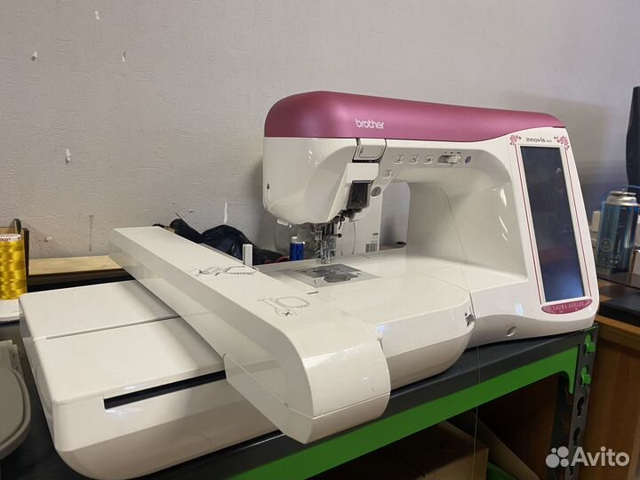 Вышивальная машина brother NV 5000 Laura Ashley