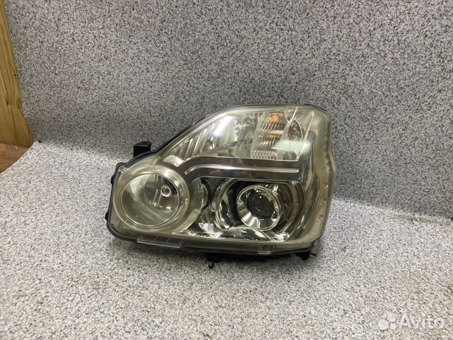 Фара Nissan X-Trail T31