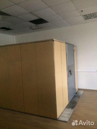 Сейфовая комната. Сейф