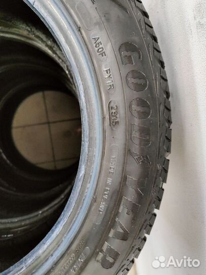 Goodyear UltraGrip 205/55 R16
