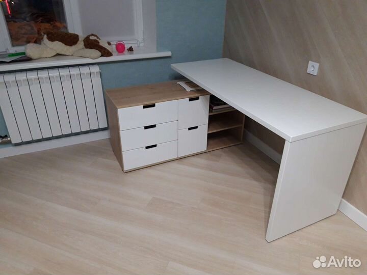 Стол из дерева