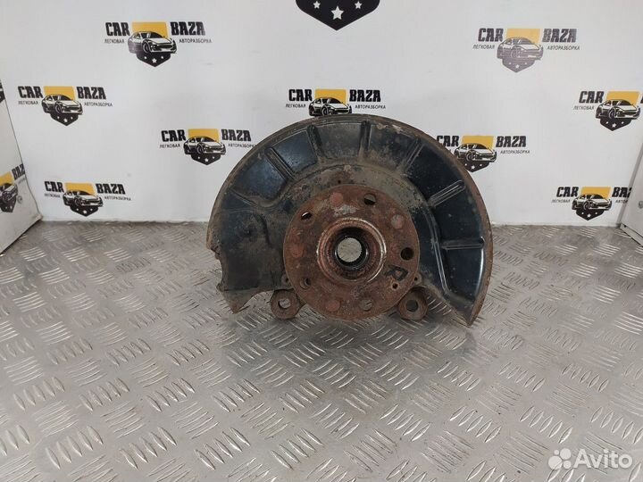 Кулак поворотный передний правый R