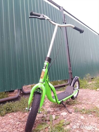 Продам самокат с большими колесами