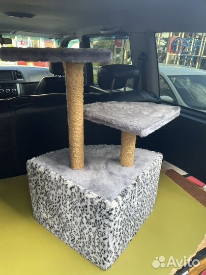 Домик для кошки с когтеточкой