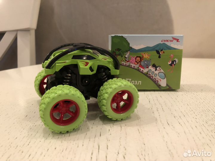 Машинка + пазл в подарок