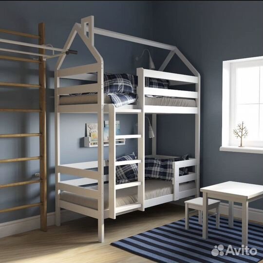 Двухъярусная кровать Новая