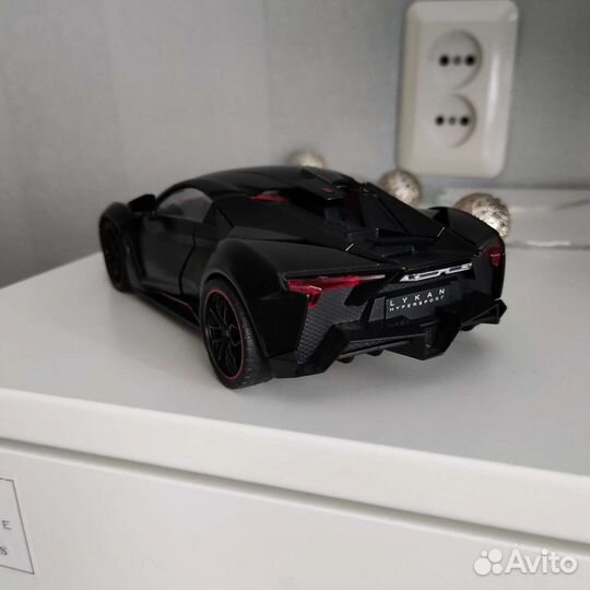 Модель машины. Lykan Hypersport. 1:24