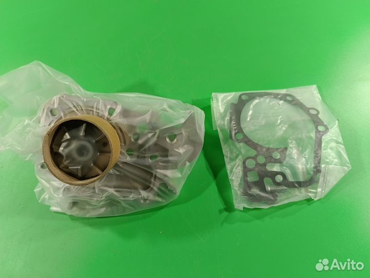 Помпа для Renault Logan