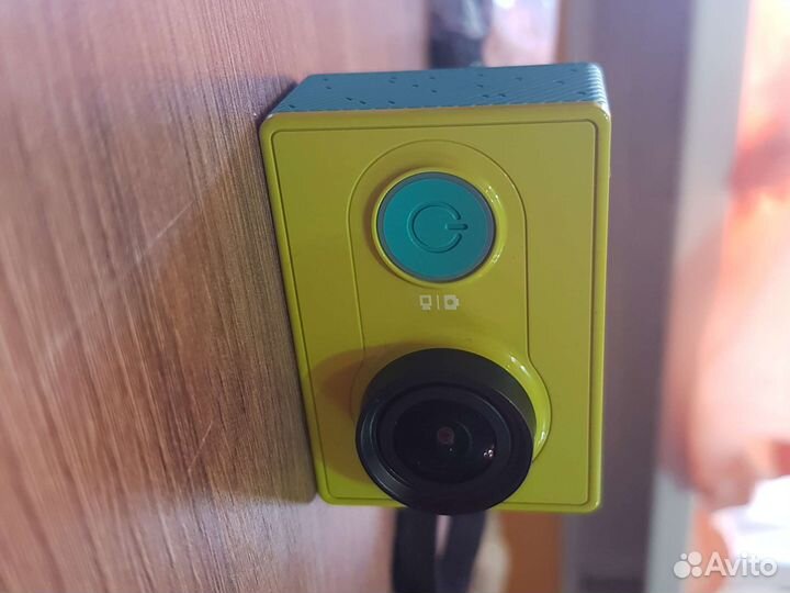 Экшн камера xiaomi yi
