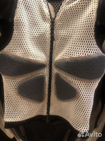 Защита на спину