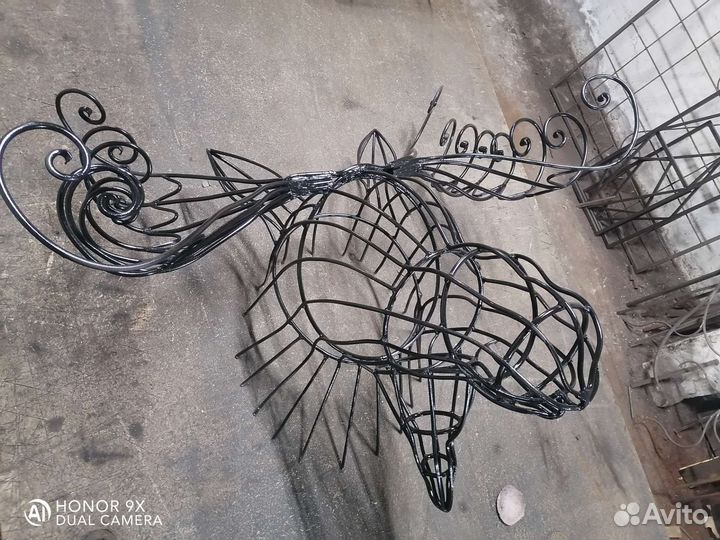 Голова лося под гирлянду