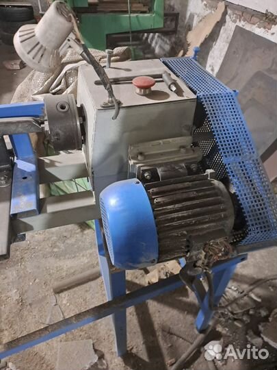 Токарный станок по дереву