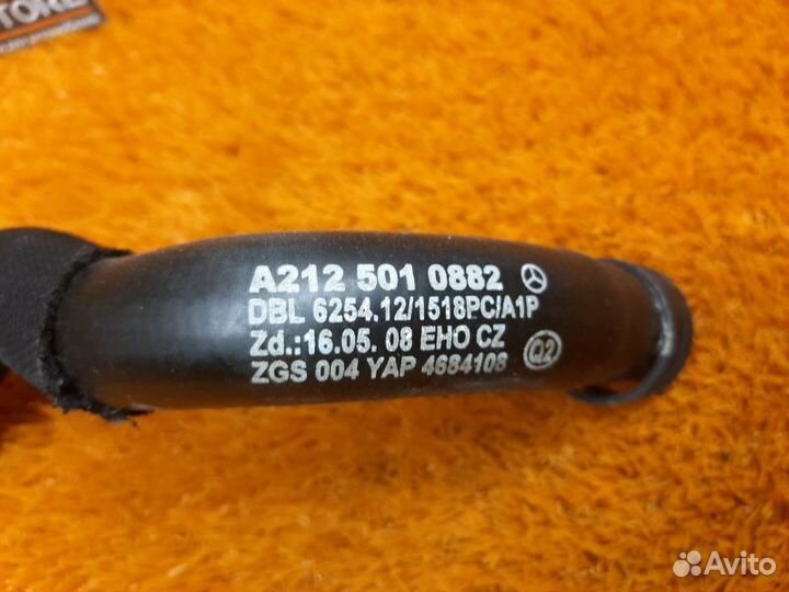 Патрубок расширительного бачка Mercedes-Benz