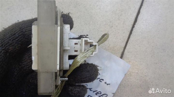 Фонарь подсветки номера Mitsubishi Galant E5 1992