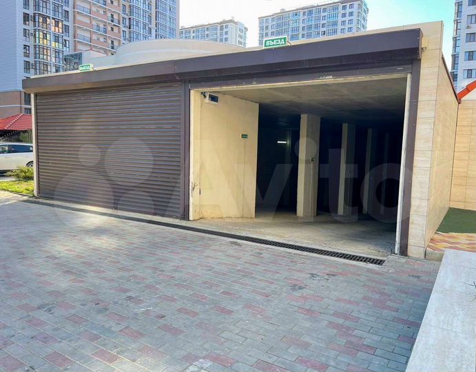 Машиноместо, 13 м²