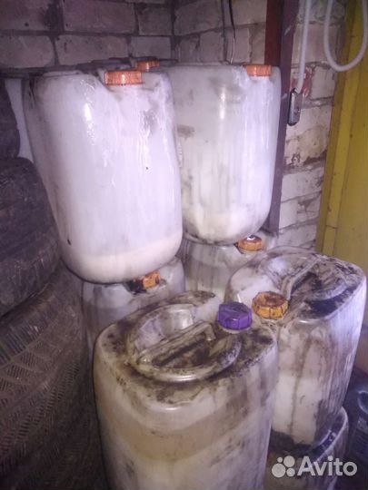 Канистры пластиковые 35 литров