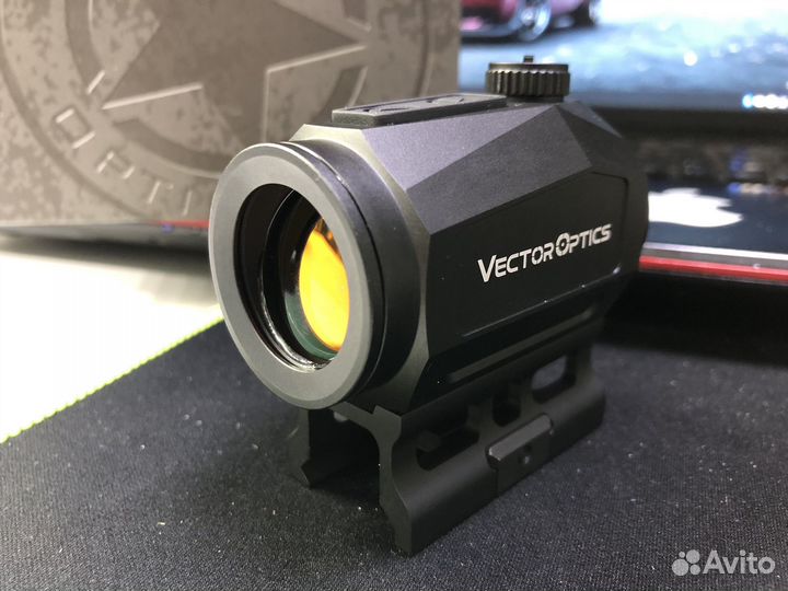 Калиматорный прицел Vector optics