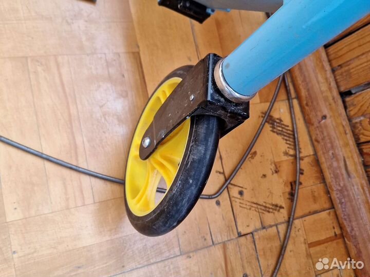 Самокат Zilmer (складной, колеса 20 см