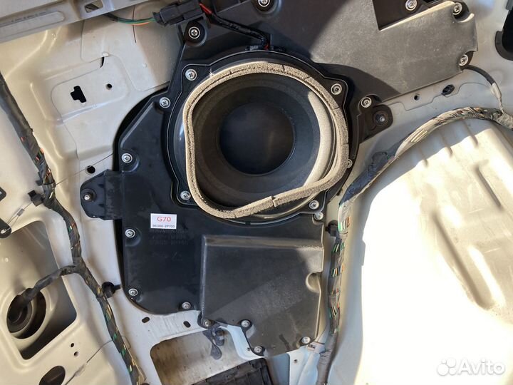 Сабвуфер 96380-2P700 Кия Соренто 2 XM