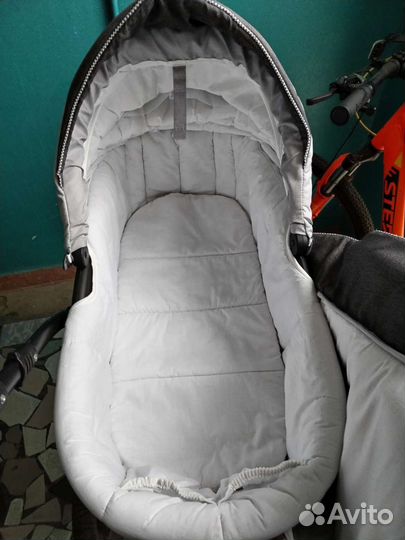 Коляска 2 в 1