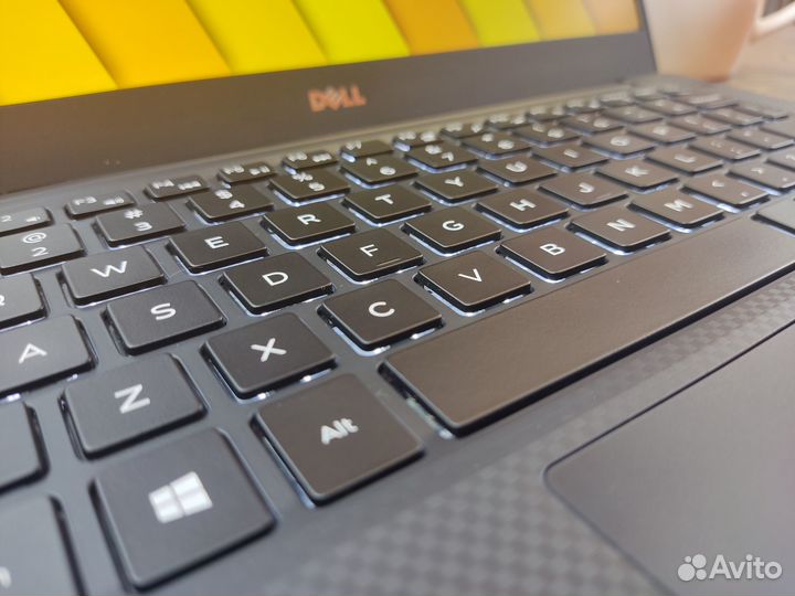 Ультрабук Dell XPS 13 9350 8Gb