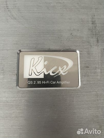 Сабвуфер JBL c усилителем Kicx