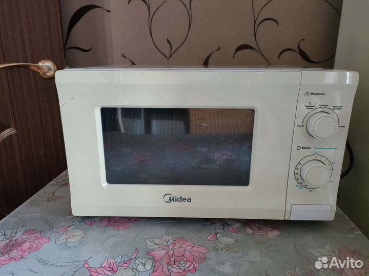 Микроволновая печь Midea