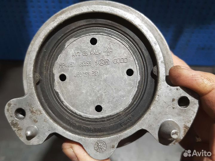 Опора двс ауди а8 д3