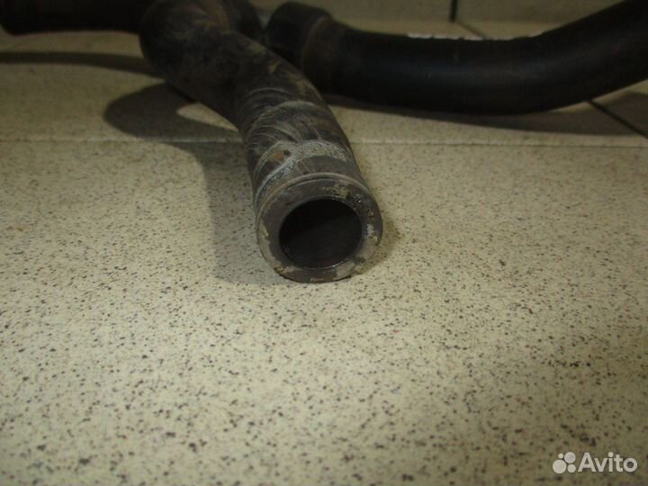 Патрубок отопителя Ford Explorer 5 (U502)