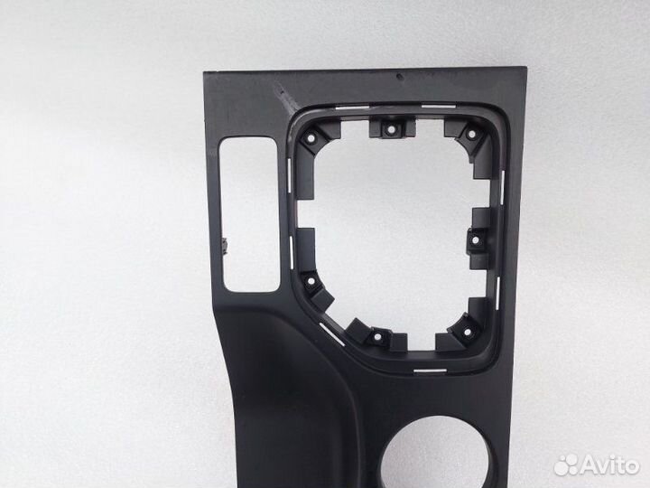 Накладка центральной консоли Hyundai Tucson TL