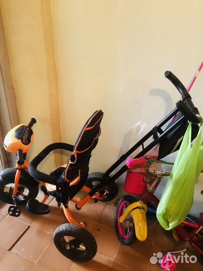 Велосипед с родительской ручкой