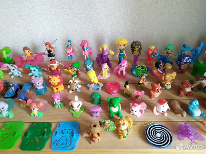 Игрушки из киндер сюрпризов; питомец Блум