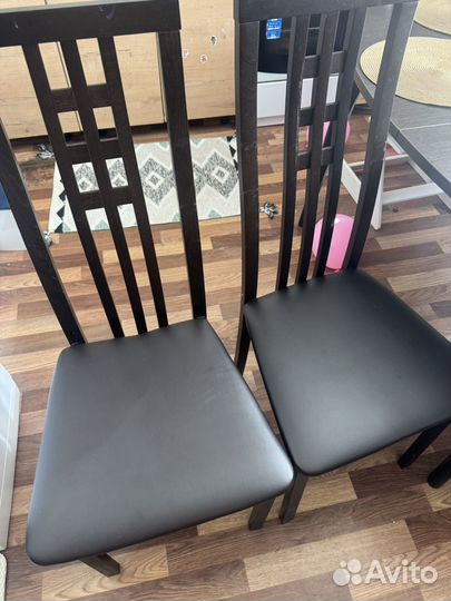 Стол и стулья комплект