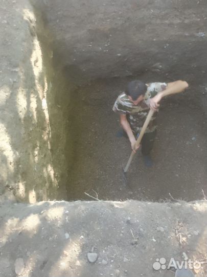 Копка траншей ям подвалов