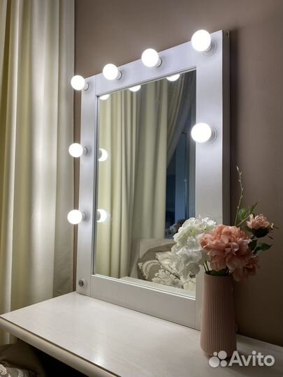 Гримерное зеркало