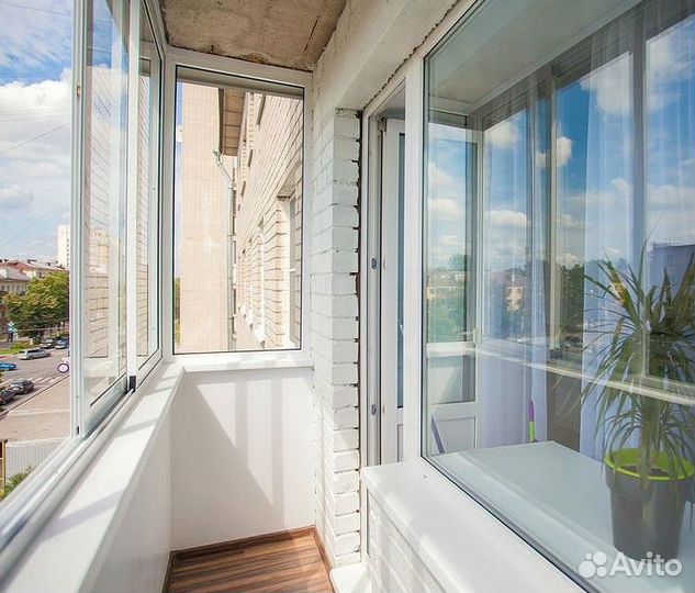 Застекление балкона пластиковое