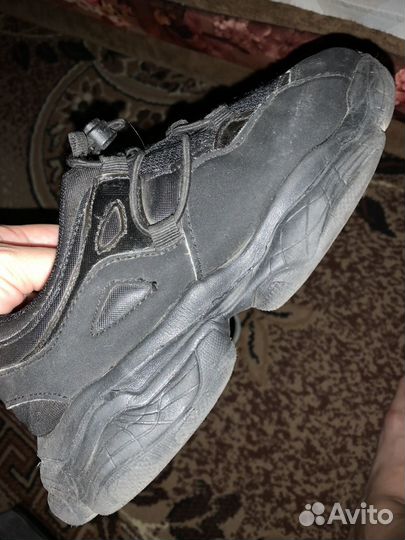 Кроссовки Zara р.35