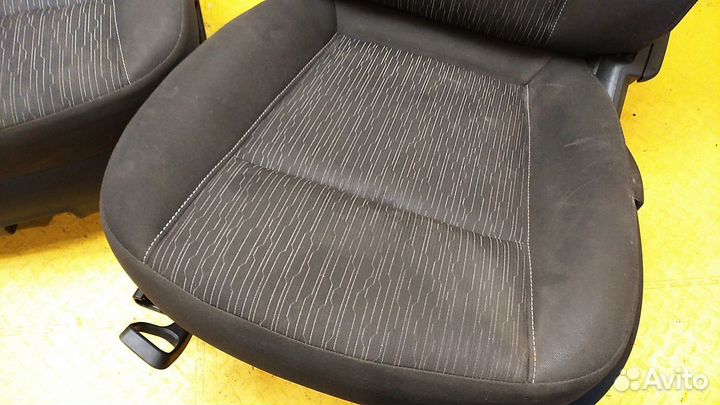 Сиденья (комплект) Astra J