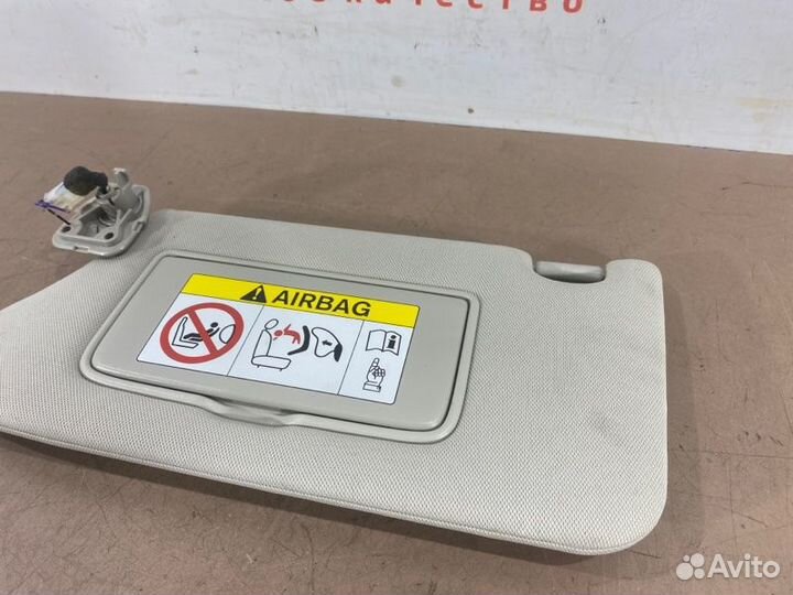 Солнцезащитный козырёк левый Infiniti M25 M37 M56