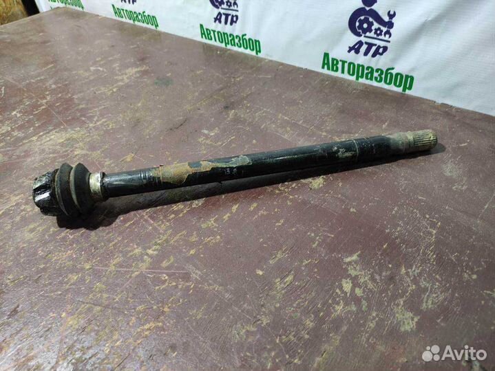 Привод передний левый Skoda Octavia a4