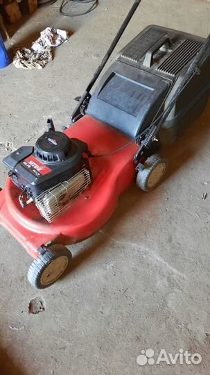 Газонокосилка бензиновая