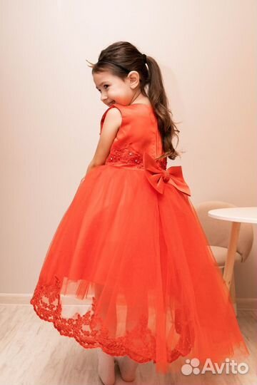 Платье для девочки нарядное